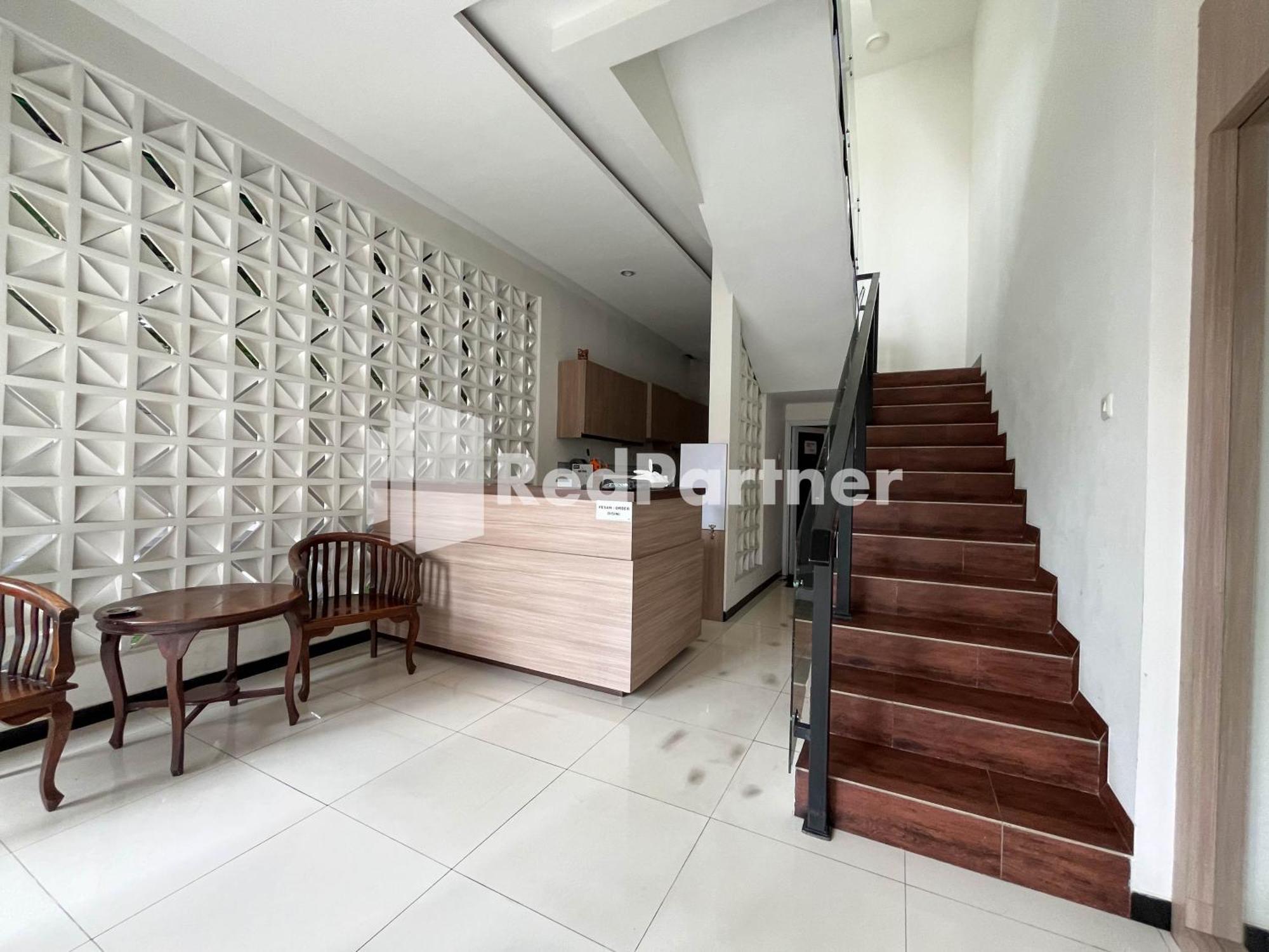 Griya Borobudur Malang Syariah Redpartner Blimbing  Exterior foto